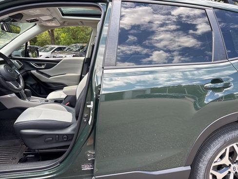 Certified 2024 Subaru Forester Premium AWD/4WD image 11