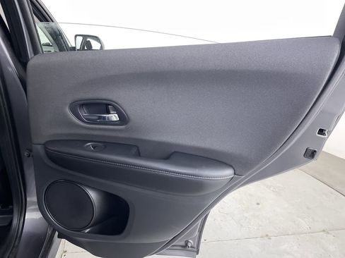 Used 2021 Honda HR-V LX image 21