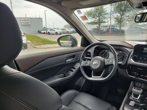 Used 2023 Nissan Rogue SL w/ SL Premium Package AWD/4WD image 8