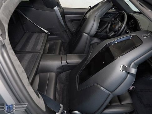 Used 2022 Porsche 911 50th Anniversary Edition image 18