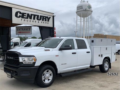 Used 2022 RAM 2500 Tradesman RWD image 1