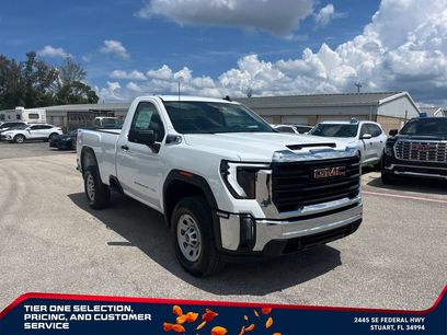 New 2026 GMC Sierra 2500 Pro w/ Convenience Package