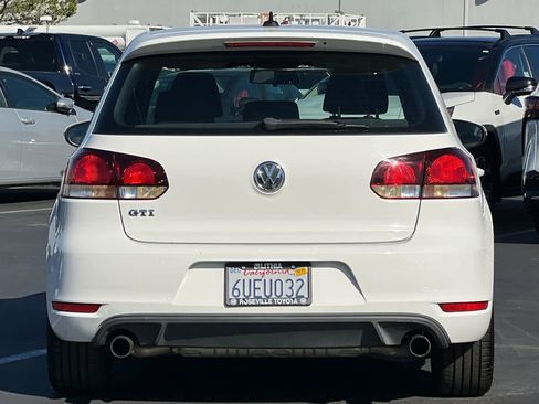 Used 2012 Volkswagen GTI 4-Door image 8