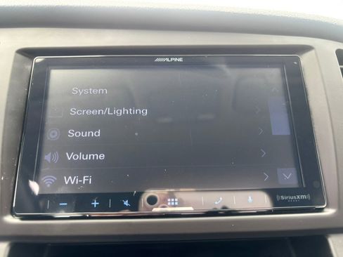 Used 2018 Hyundai Elantra SE FWD image 19