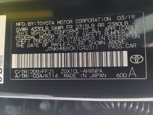 Used 2019 Toyota C-HR XLE FWD image 33
