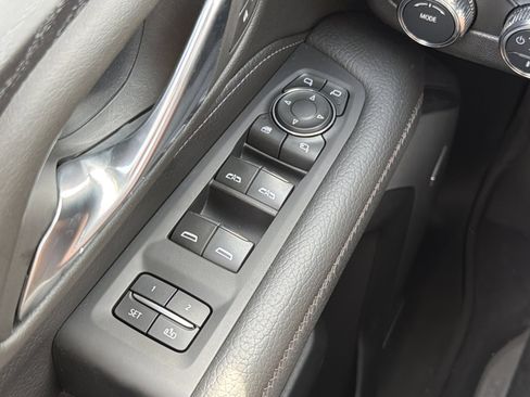 Used 2024 GMC Yukon Denali w/ Max Trailering Package AWD/4WD image 11