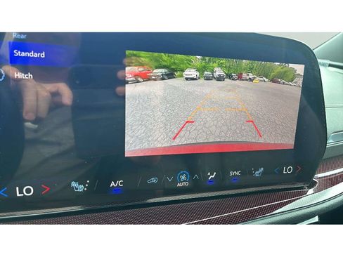 Used 2025 Chevrolet Traverse Z71 w/ LPO, Floor Liner Package AWD/4WD image 20