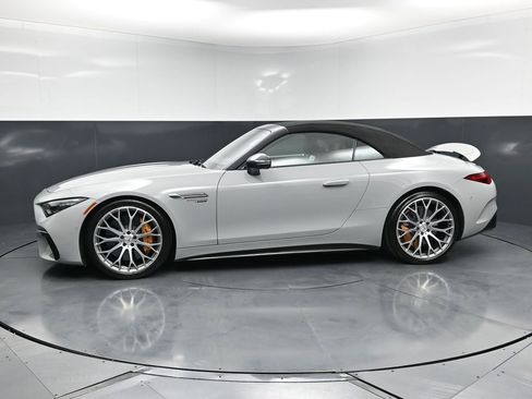 Used 2022 Mercedes-Benz SL 63 AMG 4MATIC image 2