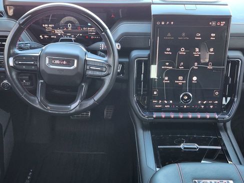 Certified 2025 GMC Yukon AT4 Ultimate image 40