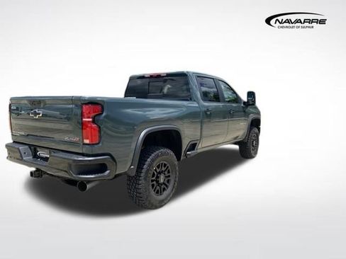 New 2026 Chevrolet Silverado 2500 ZR2 AWD/4WD image 4