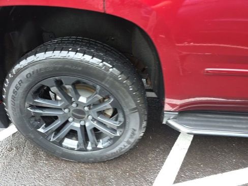 Used 2017 Chevrolet Tahoe Premier AWD/4WD image 4