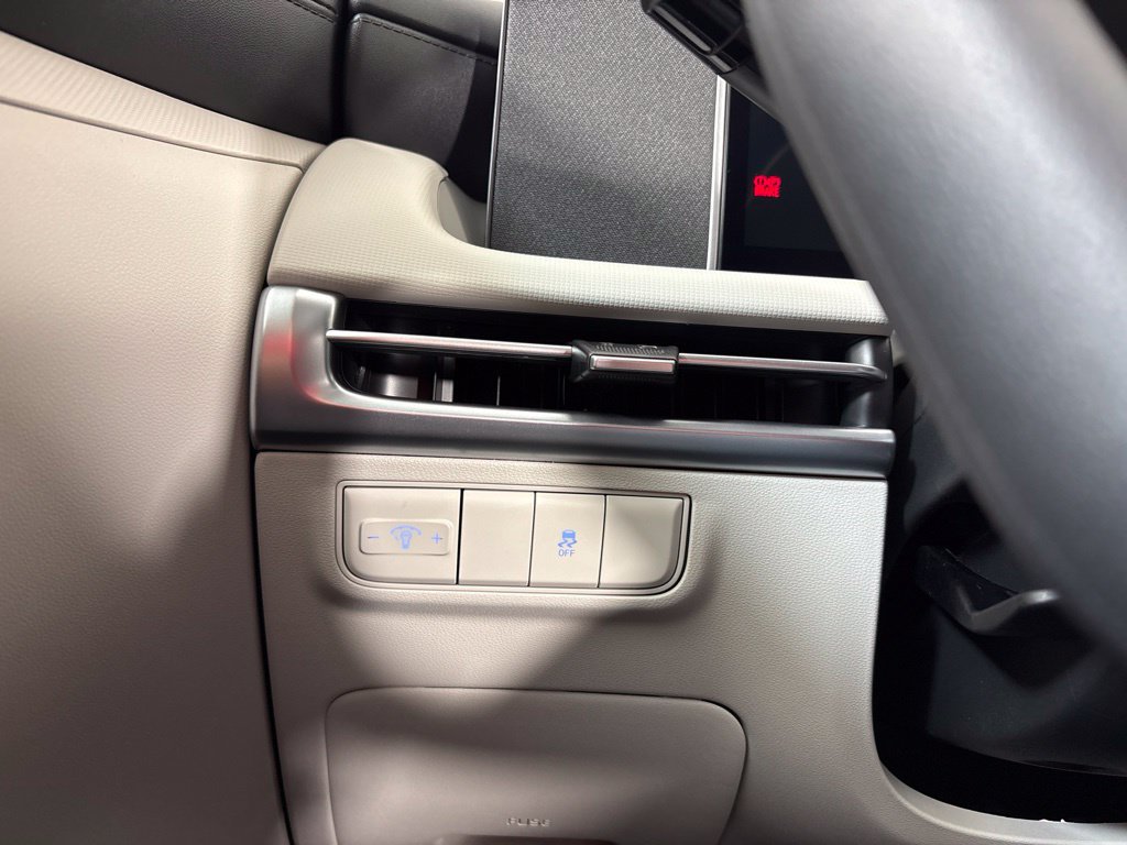 New 2026 Hyundai Tucson SE FWD image 32