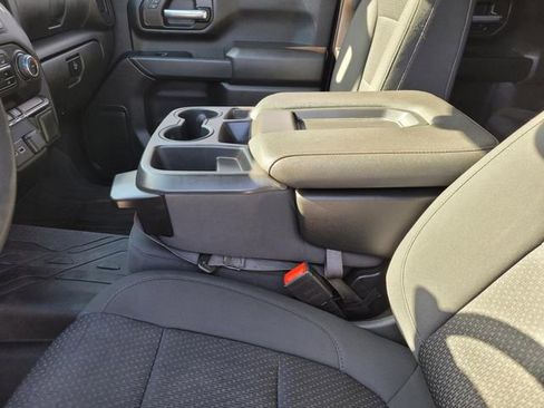 Used 2023 Chevrolet Silverado 2500 Custom w/ Custom Convenience Package image 22