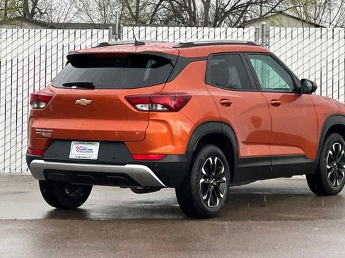 Used 2022 Chevrolet TrailBlazer LT w/ Driver Confidence Package image 4