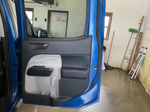 Used 2022 Ford Maverick XLT w/ Equipment Group 300A Standard image 26