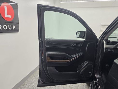 Used 2018 Chevrolet Tahoe LT image 27