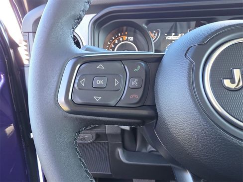 New 2026 Jeep Gladiator Sport image 17