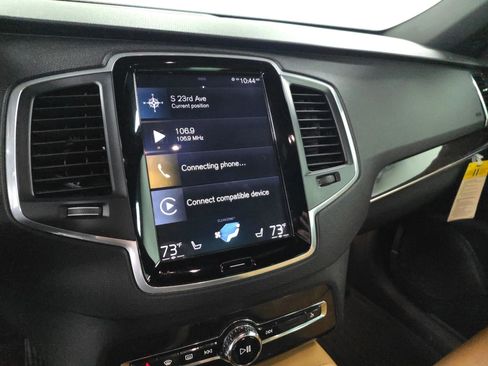 Used 2019 Volvo XC90 T6 Momentum w/ Advanced Package image 24