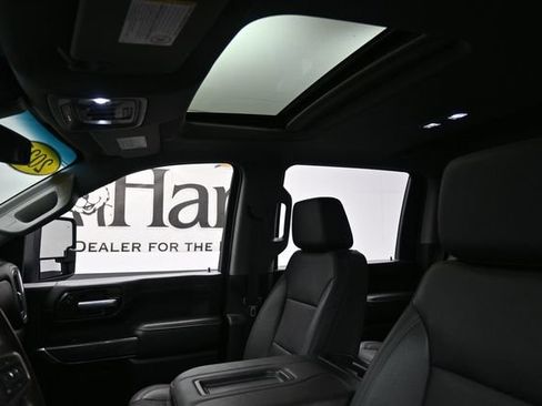 Used 2021 Chevrolet Silverado 2500 LTZ w/ LTZ Plus Package AWD/4WD image 18