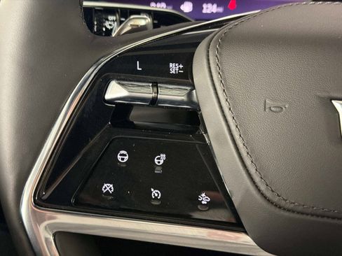 Used 2026 Cadillac Escalade Platinum Sport w/ LPO, ONYX Package image 48