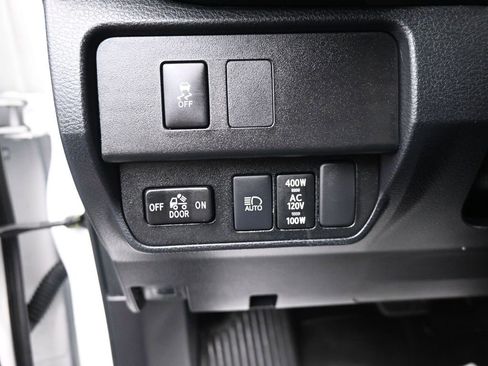 Used 2023 Toyota Tacoma TRD Sport image 16