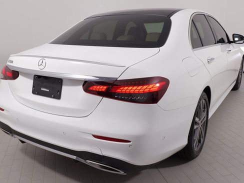 Used 2021 Mercedes-Benz E 350 Sedan image 30
