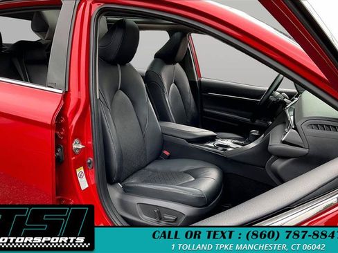 Used 2019 Toyota Camry XSE w/ Driver Assist Package FWD image 7