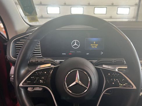 Used 2024 Mercedes-Benz GLE 350 4MATIC image 16