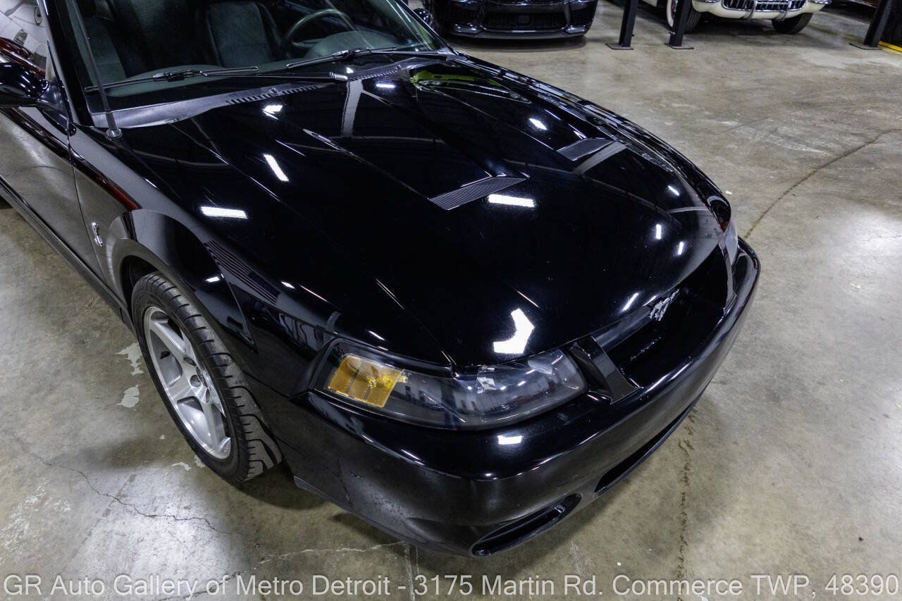 Used 2003 Ford Mustang Cobra RWD image 13