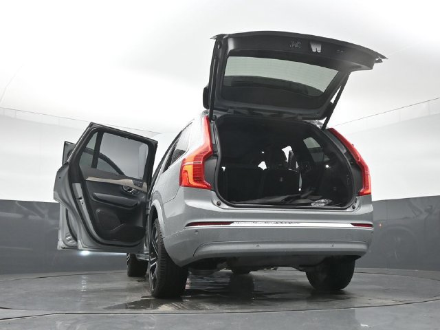 Used 2024 Volvo XC90 B6 Ultimate w/ Lounge Package AWD/4WD image 52