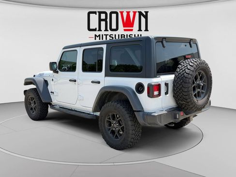 Used 2025 Jeep Wrangler Unlimited Sport AWD/4WD image 5