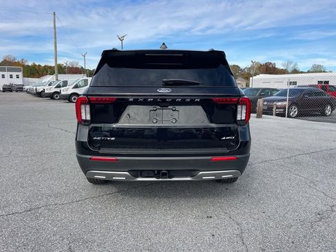 New 2026 Ford Explorer Active image 5