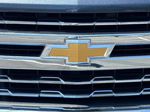 Used 2022 Chevrolet Silverado 1500 LTZ w/ LTZ Premium Package AWD/4WD image 8