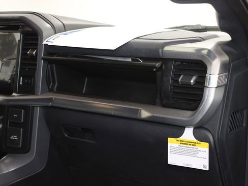 New 2025 Ford F150 Lariat w/ Equipment Group 502A High image 31