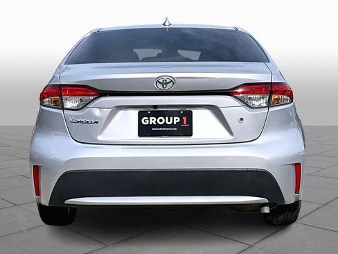 Used 2020 Toyota Corolla L image 5