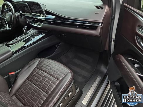 Used 2023 Cadillac Escalade V AWD/4WD image 7