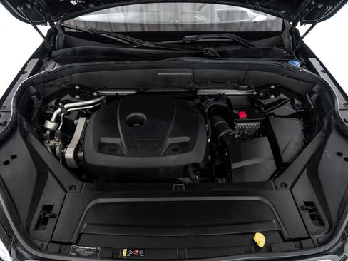 Used 2020 Volvo XC90 T5 Momentum image 58