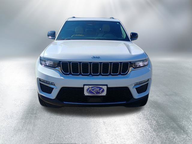 Used 2023 Jeep Grand Cherokee Limited AWD/4WD image 9