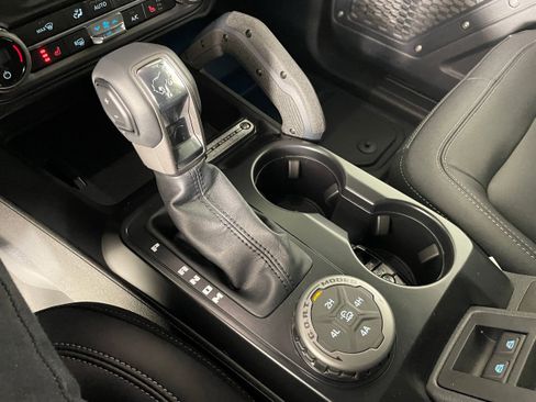 New 2025 Ford Bronco Big Bend w/ Black Diamond Package image 7