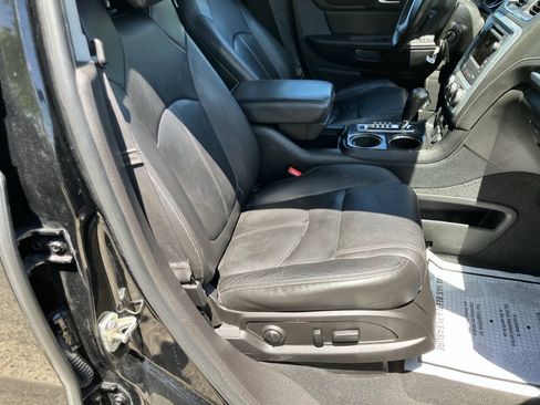 Used 2017 GMC Acadia Limited SLT AWD/4WD image 24