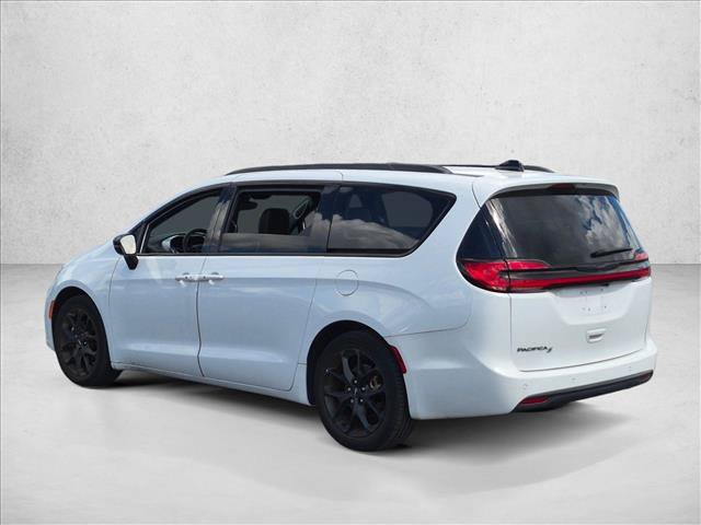 Used 2024 Chrysler Pacifica Touring-L w/ S Appearance Package FWD image 7
