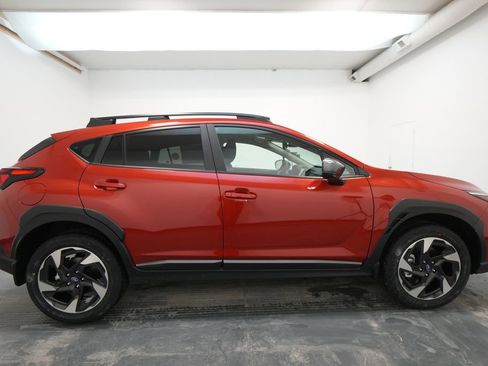 New 2026 Subaru Crosstrek 2.5i Limited w/ Crosstrek Mirror Package AWD/4WD image 9