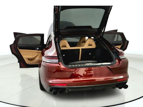 Used 2021 Porsche Panamera 4 AWD/4WD image 13