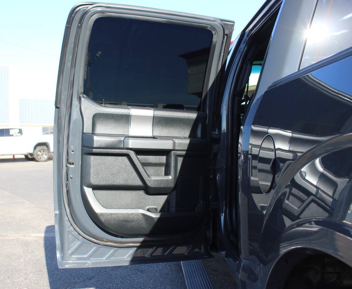 Used 2016 Ford F150 XLT w/ Equipment Group 302A Luxury AWD/4WD image 15