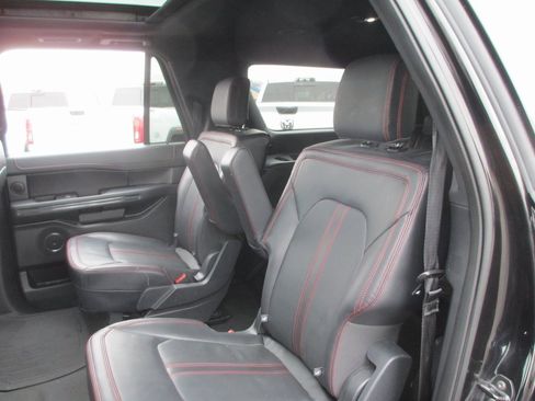 Used 2024 Ford Expedition Max Limited image 21