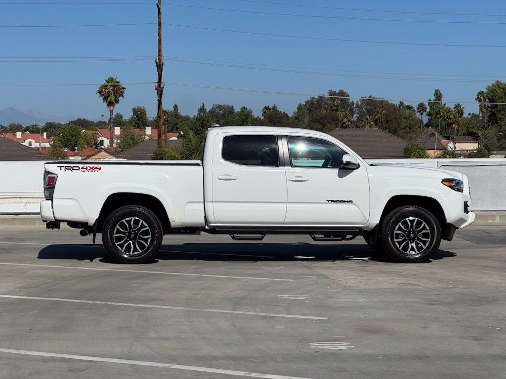 Used 2023 Toyota Tacoma TRD Sport w/ Black Out Package (TMS) AWD/4WD image 29