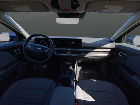 Certified 2025 Kia K4 EX FWD image 11