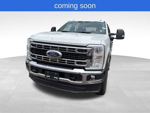 Used 2025 Ford F250 XLT w/ 360-Degree Camera Package AWD/4WD image 1