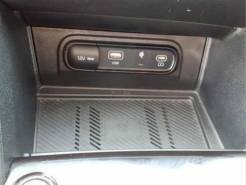 Used 2023 Kia Sportage SX image 23