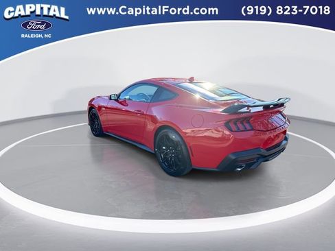 Used 2024 Ford Mustang GT Premium image 6